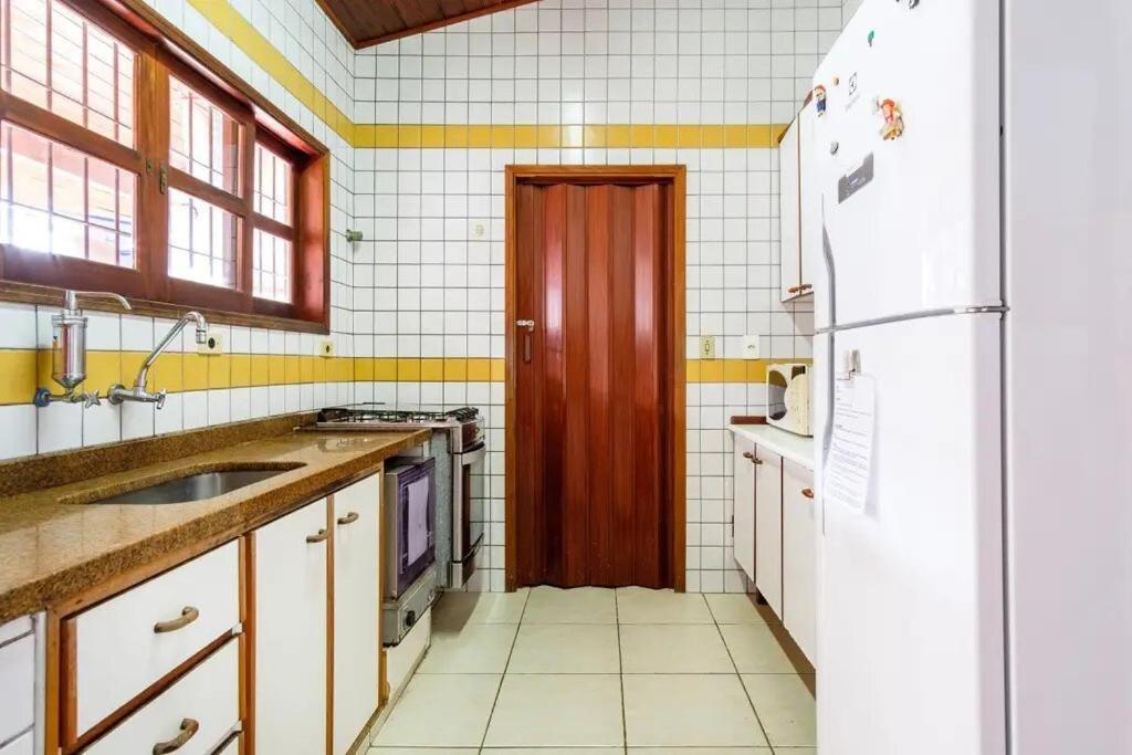 Bh4 - Bh4: Casa Com Piscina Ao Lado Da Praia Grande Ubatuba Εξωτερικό φωτογραφία